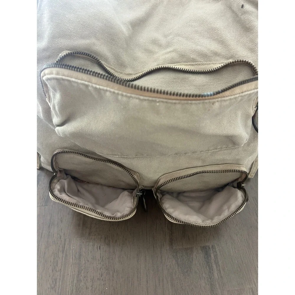 Unbranded khaki canvas